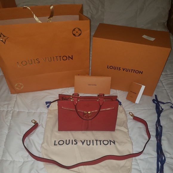 LOUIS VUITTON Empreinte Sully PM - Picture 2 of 8